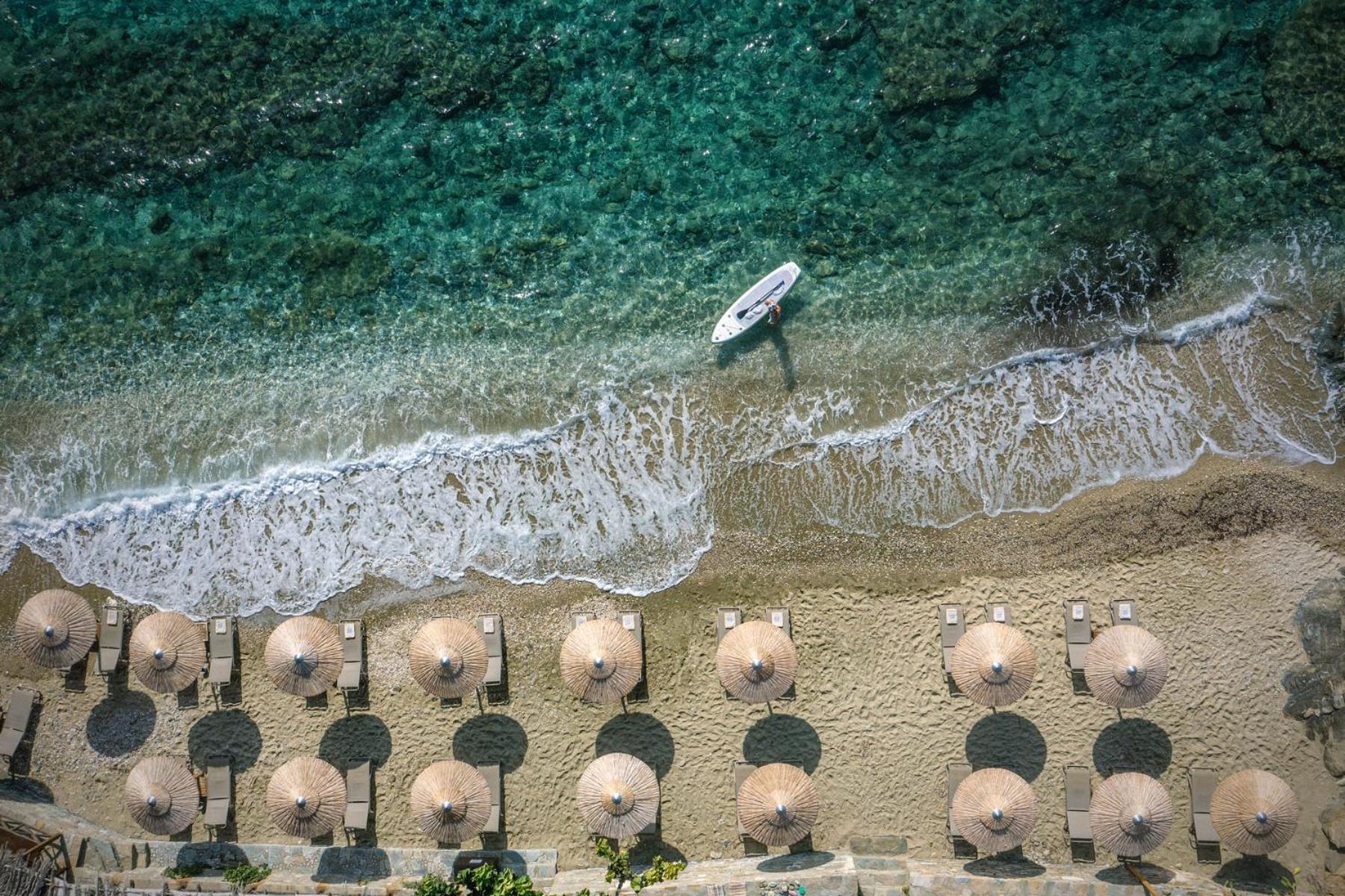 Aneroussa Beach Hotel Batsíon Exteriér fotografie
